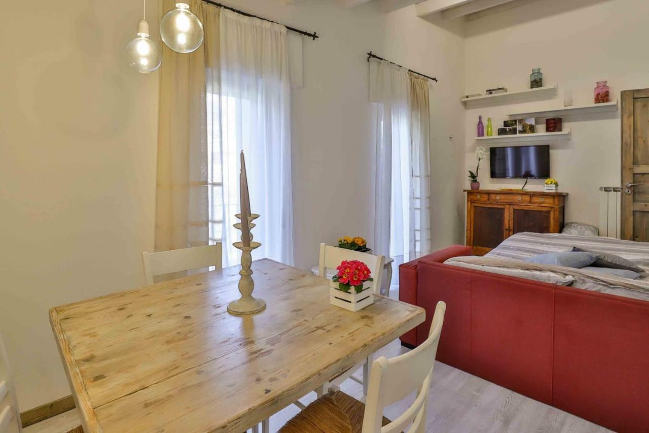 شقة مونتيكيو ماجوري  في Casa Giulietta & Romeo المظهر الخارجي الصورة